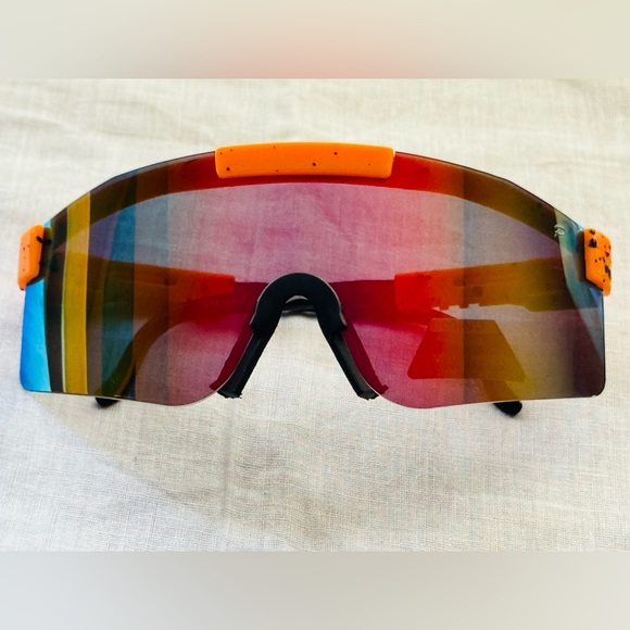 Sport Shield Sunglasses with Color Mirror ( Choose Any Color ) - Picture 4 of 14